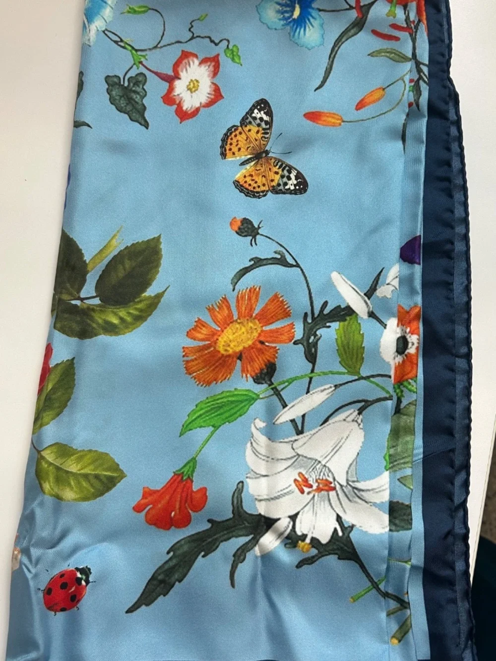 La Vie En Rose Italian Silk scarf | never worn